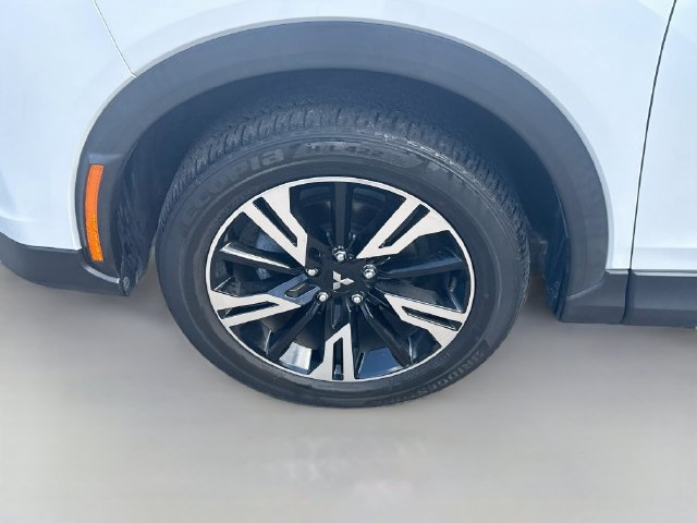 Used 2024 Mitsubishi Eclipse Cross AWD image 29