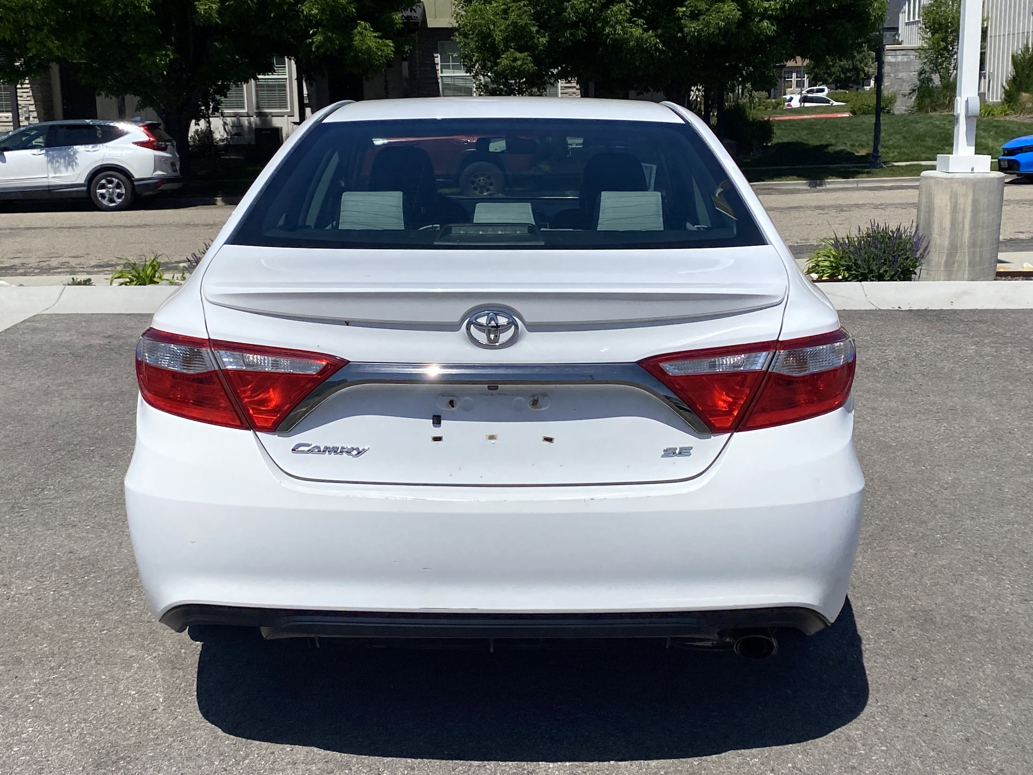 Used 2015 Toyota Camry SE FWD image 5