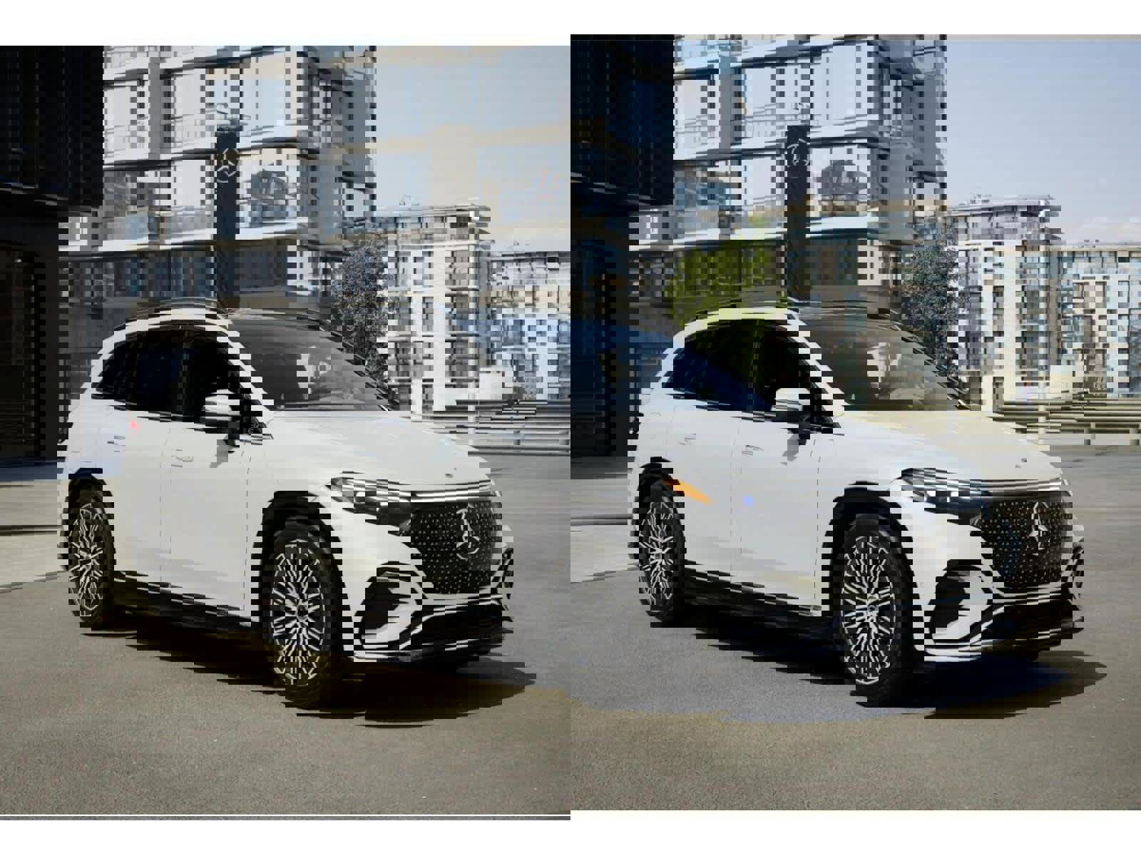 New 2026 Mercedes-Benz EQS 550 4MATIC SUV image 11