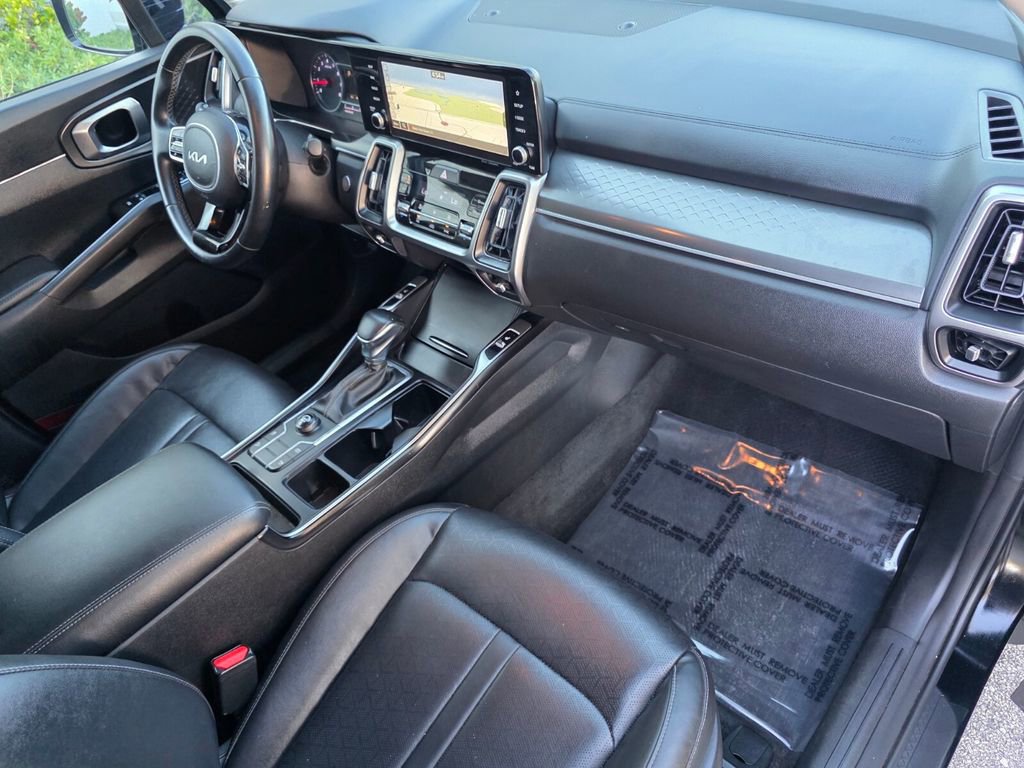 Used 2022 Kia Sorento S image 36
