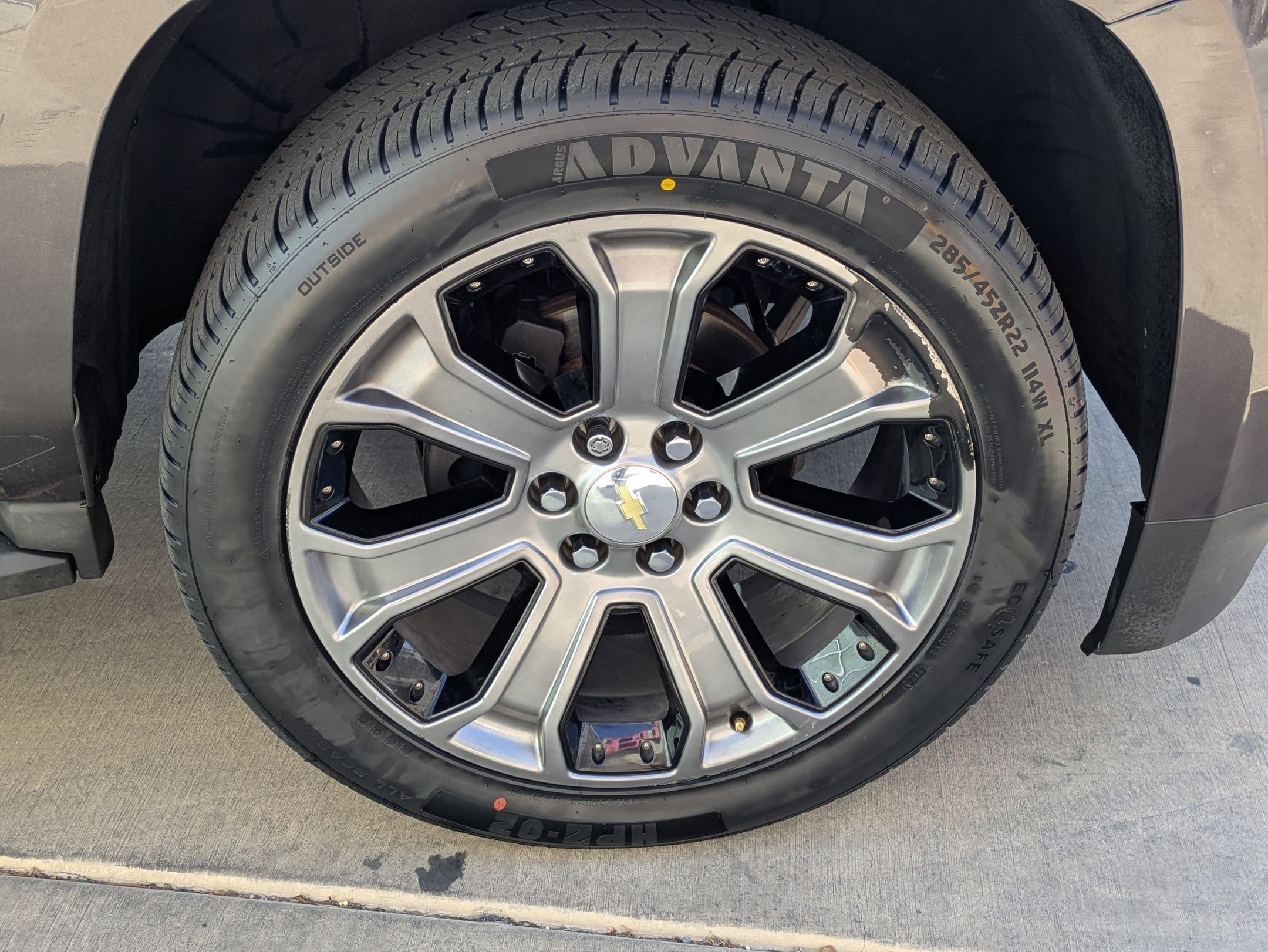 Certified 2015 Chevrolet Suburban LT AWD/4WD image 13