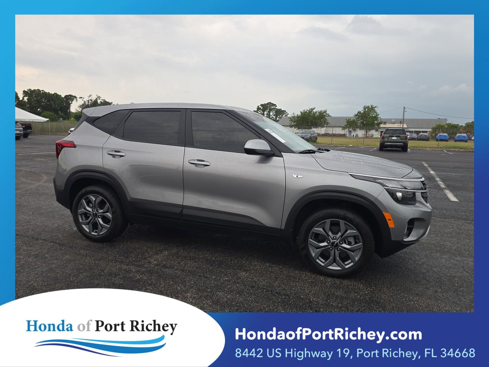 Used 2025 Kia Seltos LX