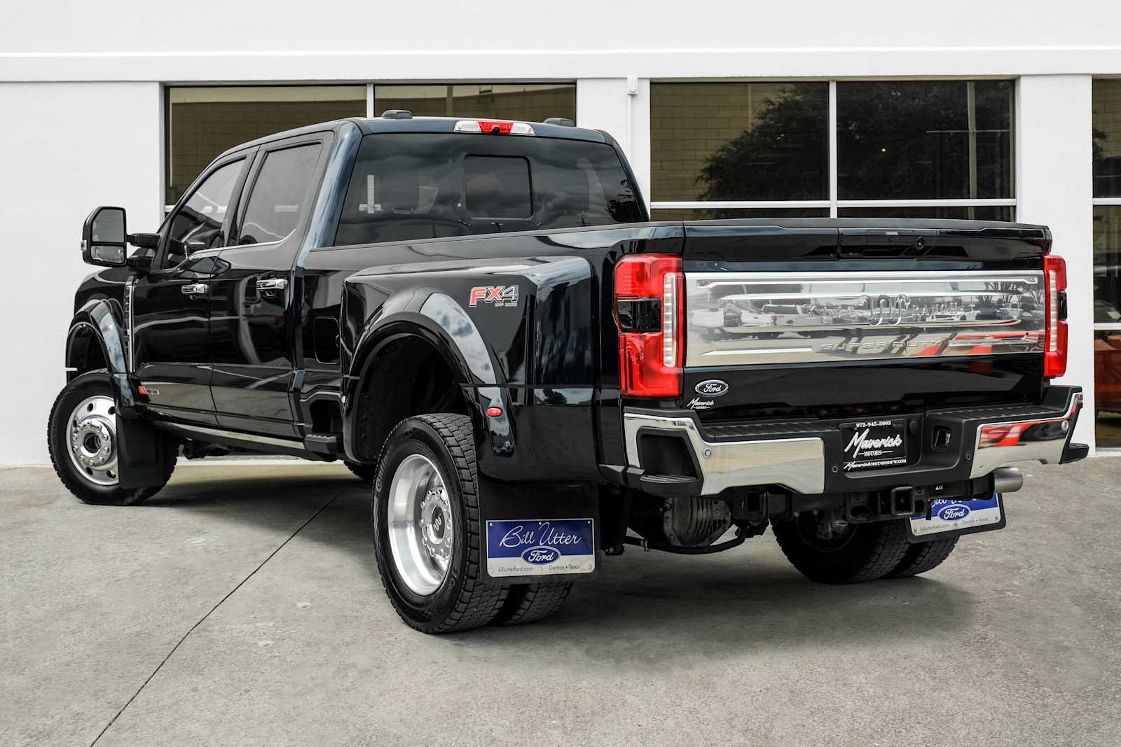Used 2025 Ford F450 King Ranch w/ Chrome Package AWD/4WD image 10