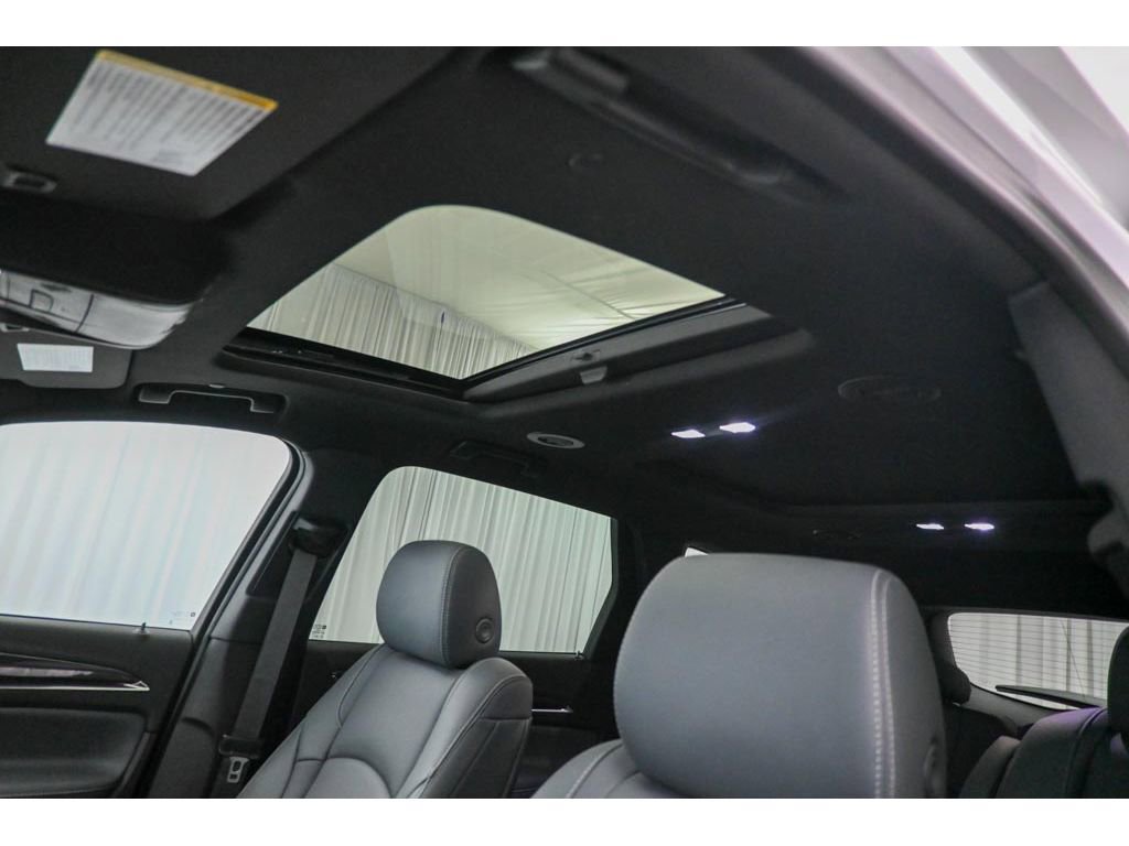 Used 2024 Buick Enclave Essence w/ Experience Buick Package image 11