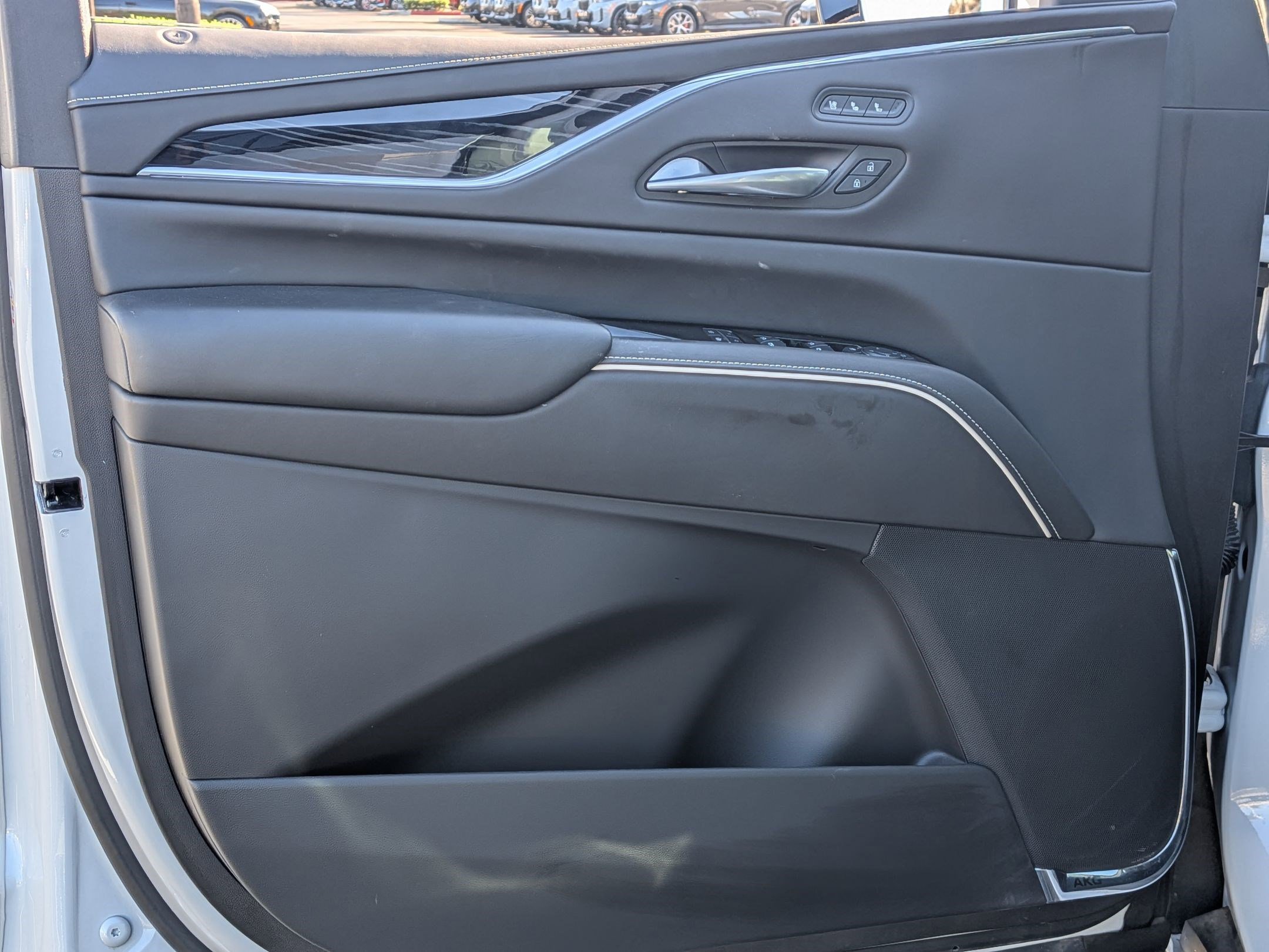 Used 2024 Cadillac Escalade V w/ Heavy-Duty Trailer Package image 14