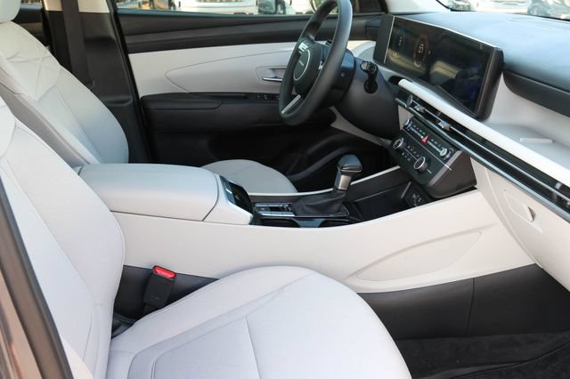 Certified 2026 Hyundai Tucson SE FWD image 15