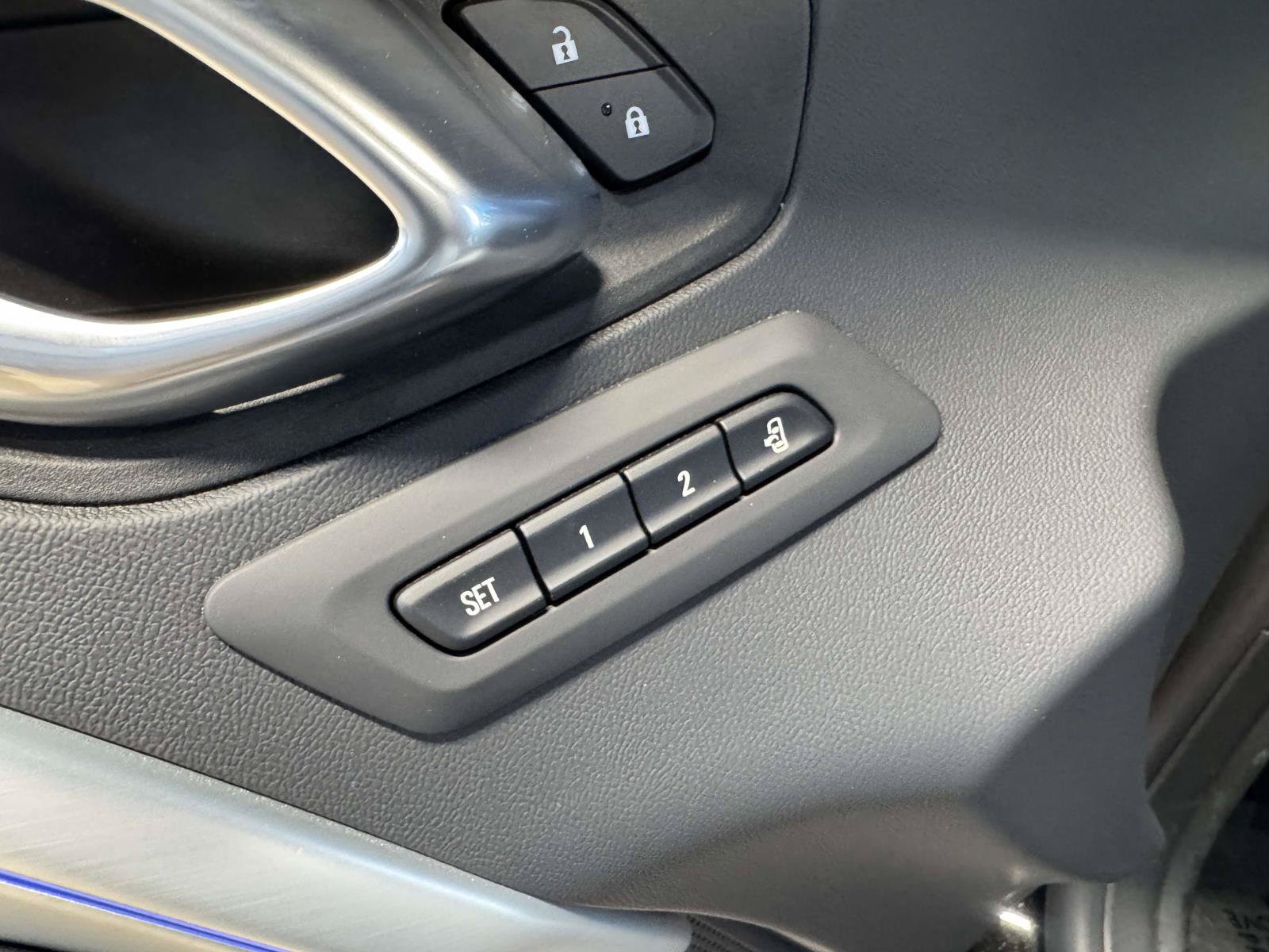Used 2024 Chevrolet Camaro LT RWD image 27