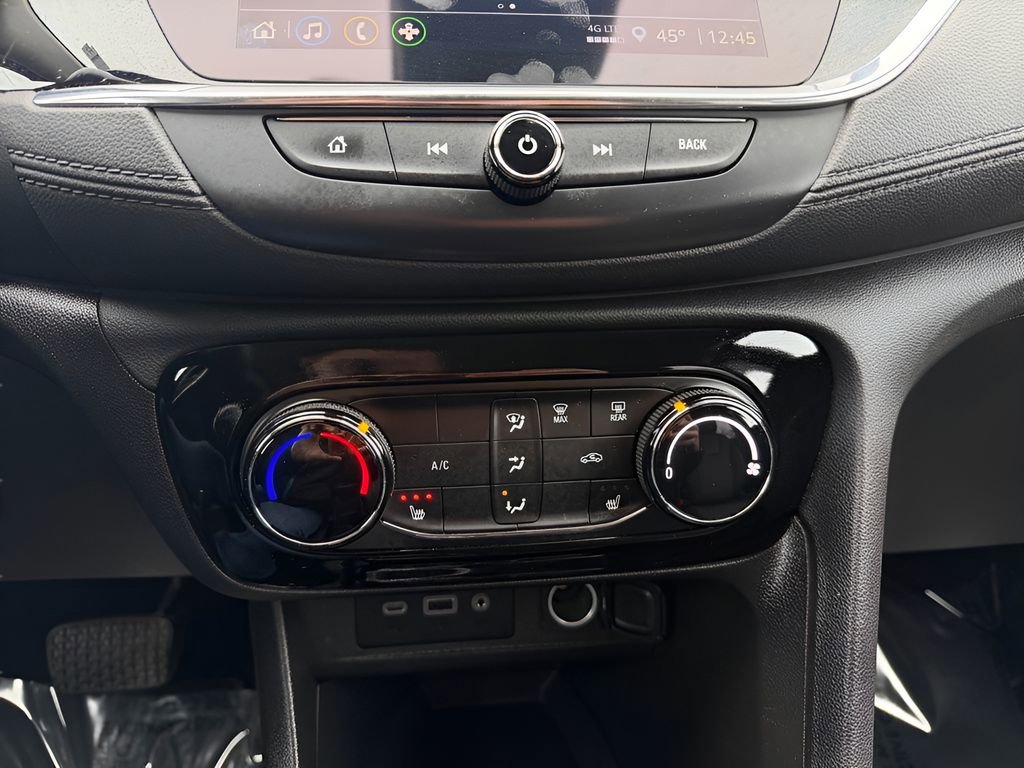 Used 2023 Buick Encore GX Preferred w/ Cold Weather Comfort Package image 22