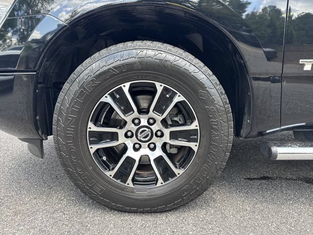 Used 2021 Nissan Titan SV w/ SV Convenience Package AWD/4WD image 13