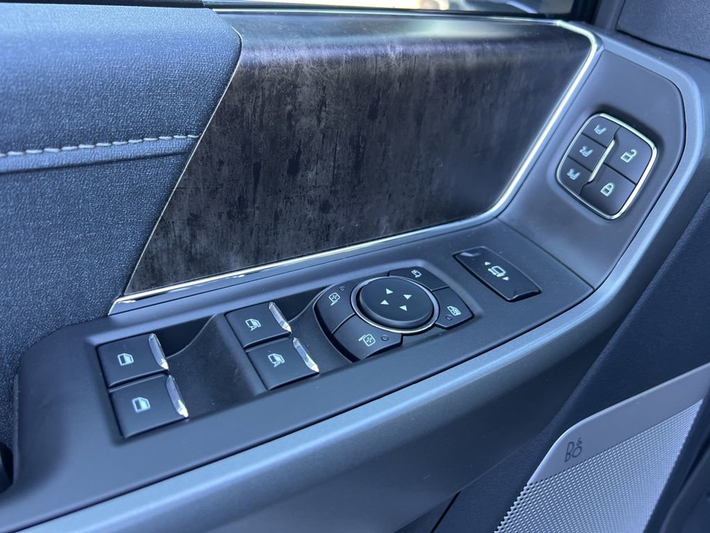 New 2026 Ford F250 Lariat w/ FX4 Off-Road Package image 14