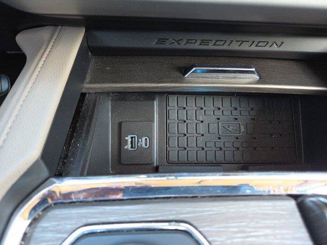 Certified 2024 Ford Expedition Max Limited RWD image 40
