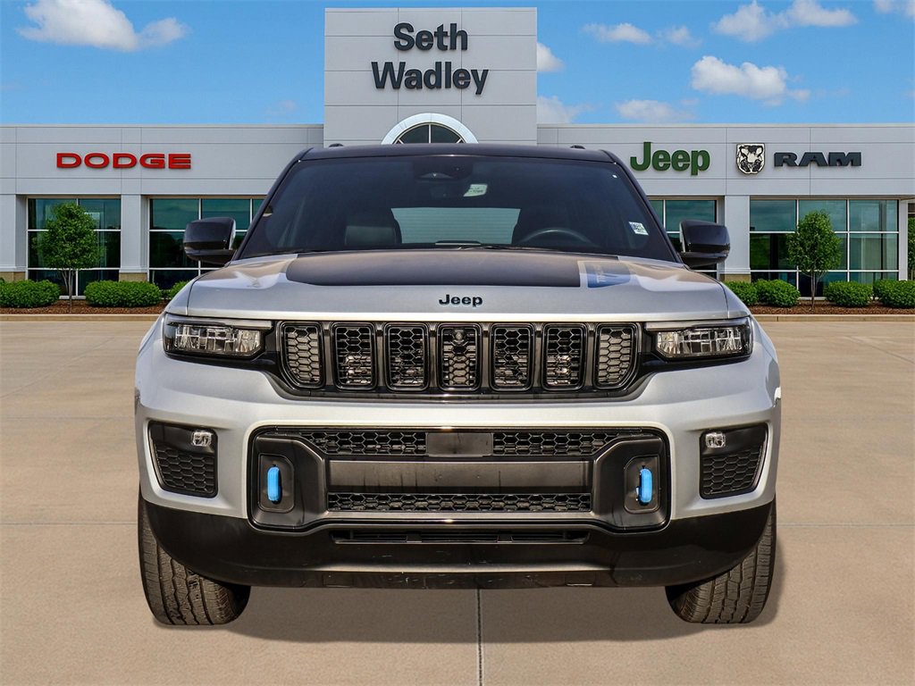 Used 2022 Jeep Grand Cherokee Trailhawk image 2