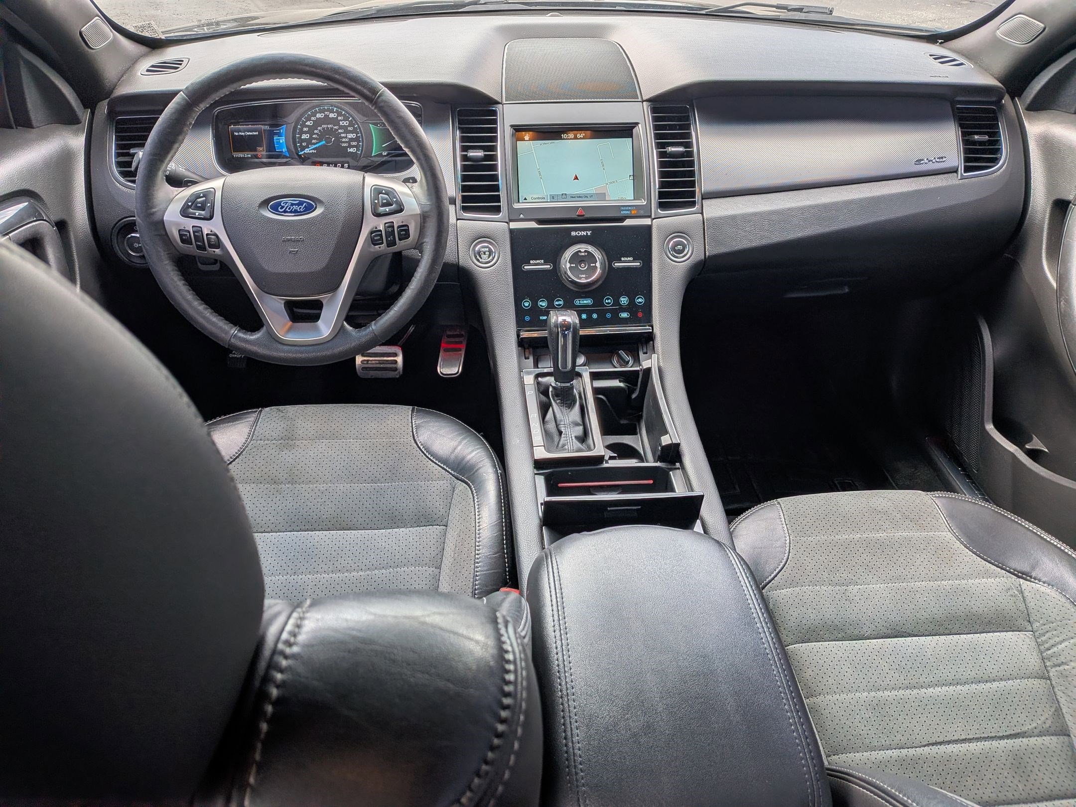 Used 2017 Ford Taurus SHO w/ Sho Performance Package image 29