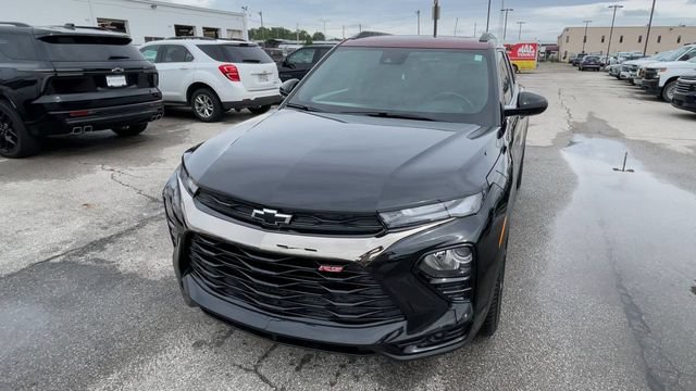 Used 2023 Chevrolet TrailBlazer RS w/ Sun and Liftgate Package AWD/4WD image 5