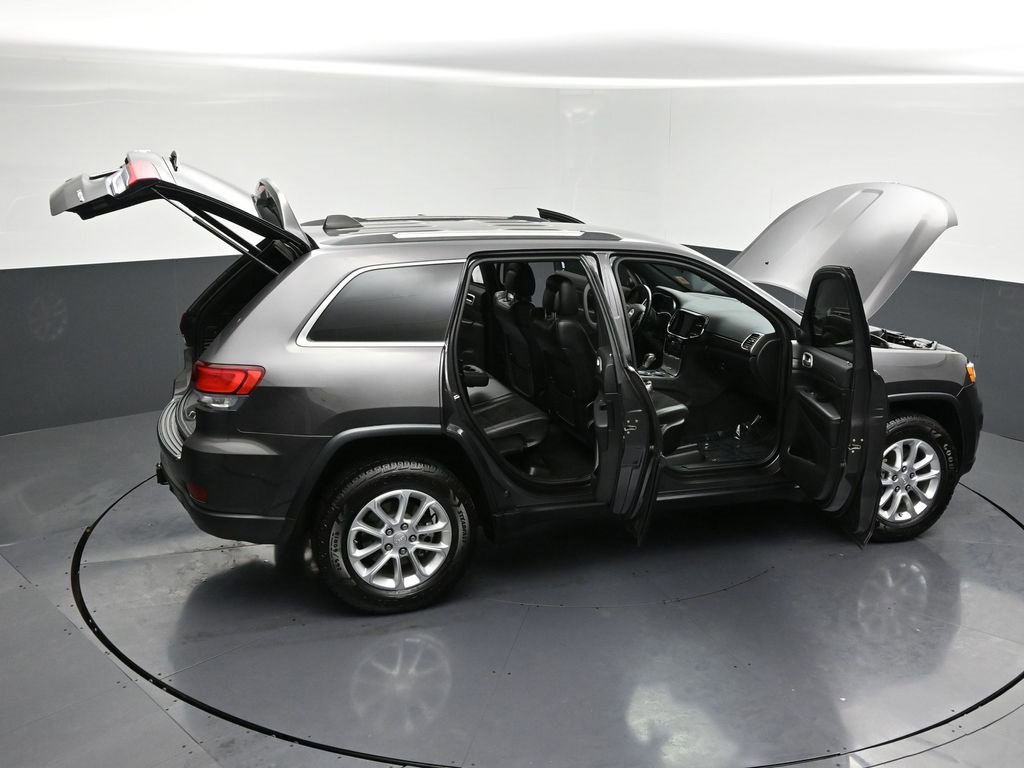 Used 2021 Jeep Grand Cherokee Laredo X image 33