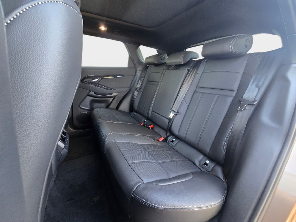 New 2026 Land Rover Range Rover Evoque Hoxton AWD/4WD image 14