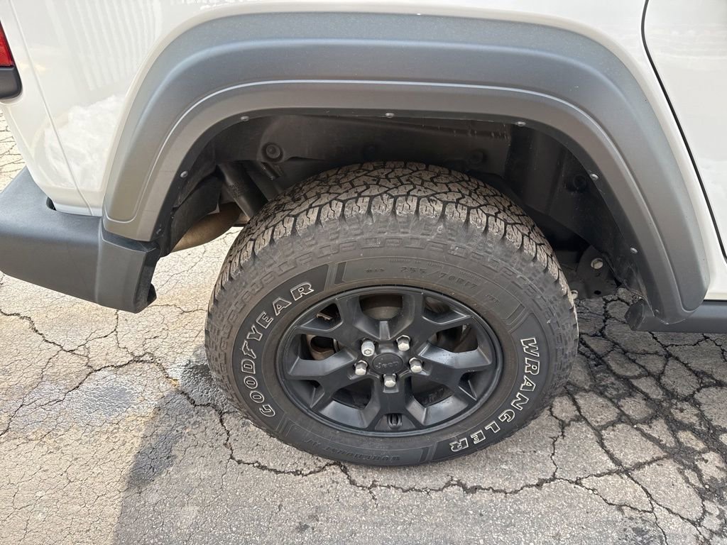 Used 2022 Jeep Wrangler Unlimited Sport image 18