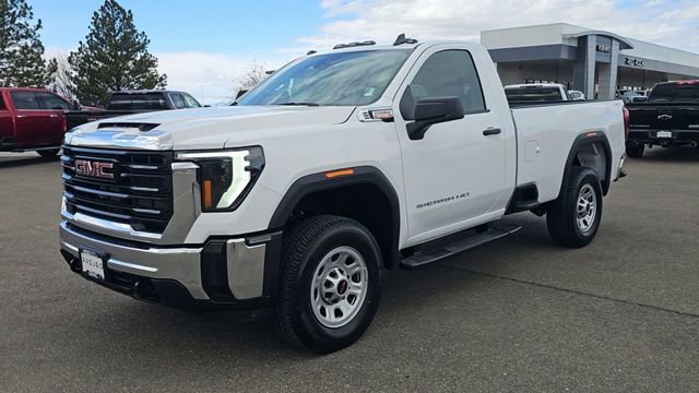 New 2026 GMC Sierra 3500 Pro image 4