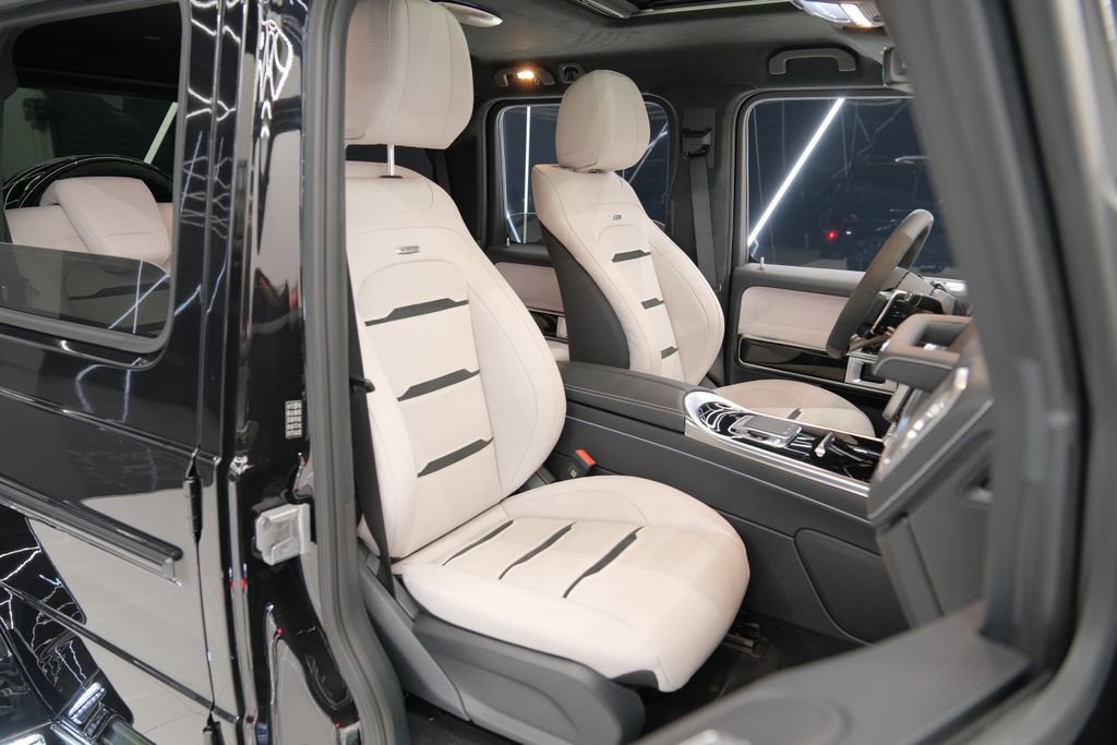 Used 2025 Mercedes-Benz G 63 AMG 4MATIC image 34