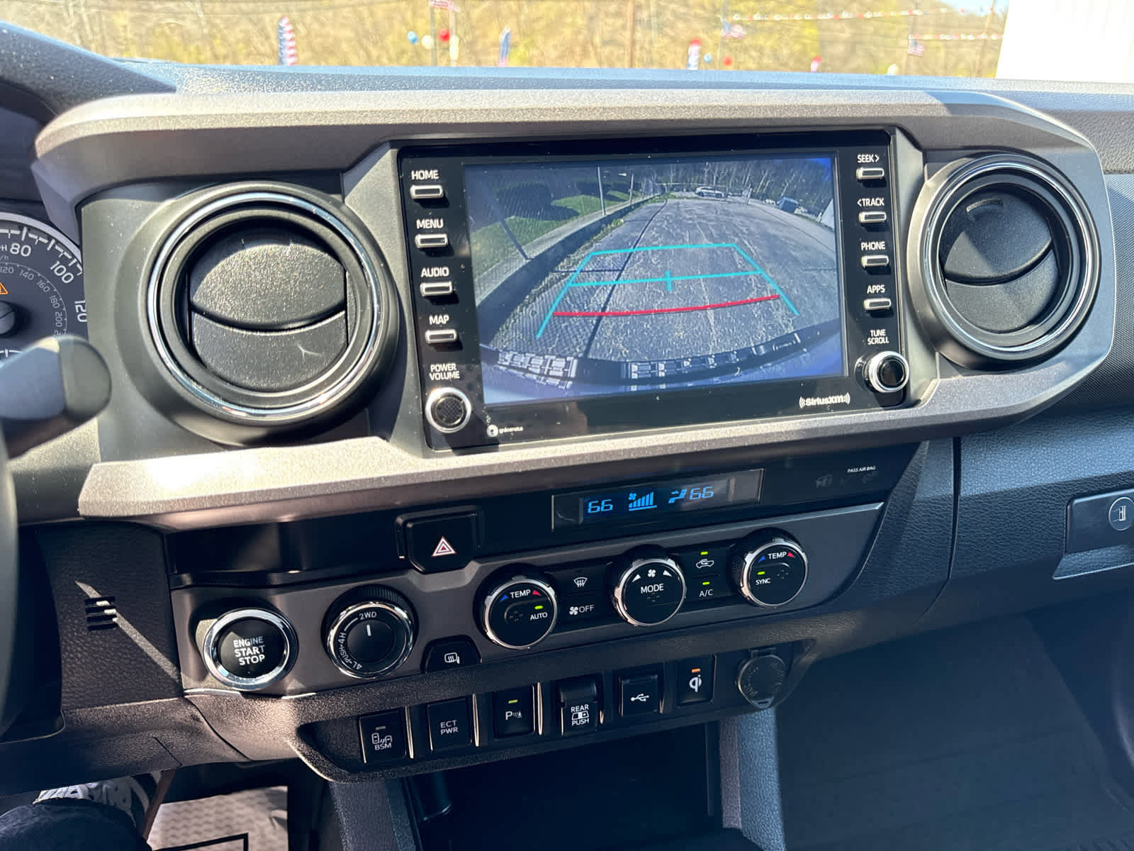 Used 2023 Toyota Tacoma TRD Off-Road w/ Technology Package image 21