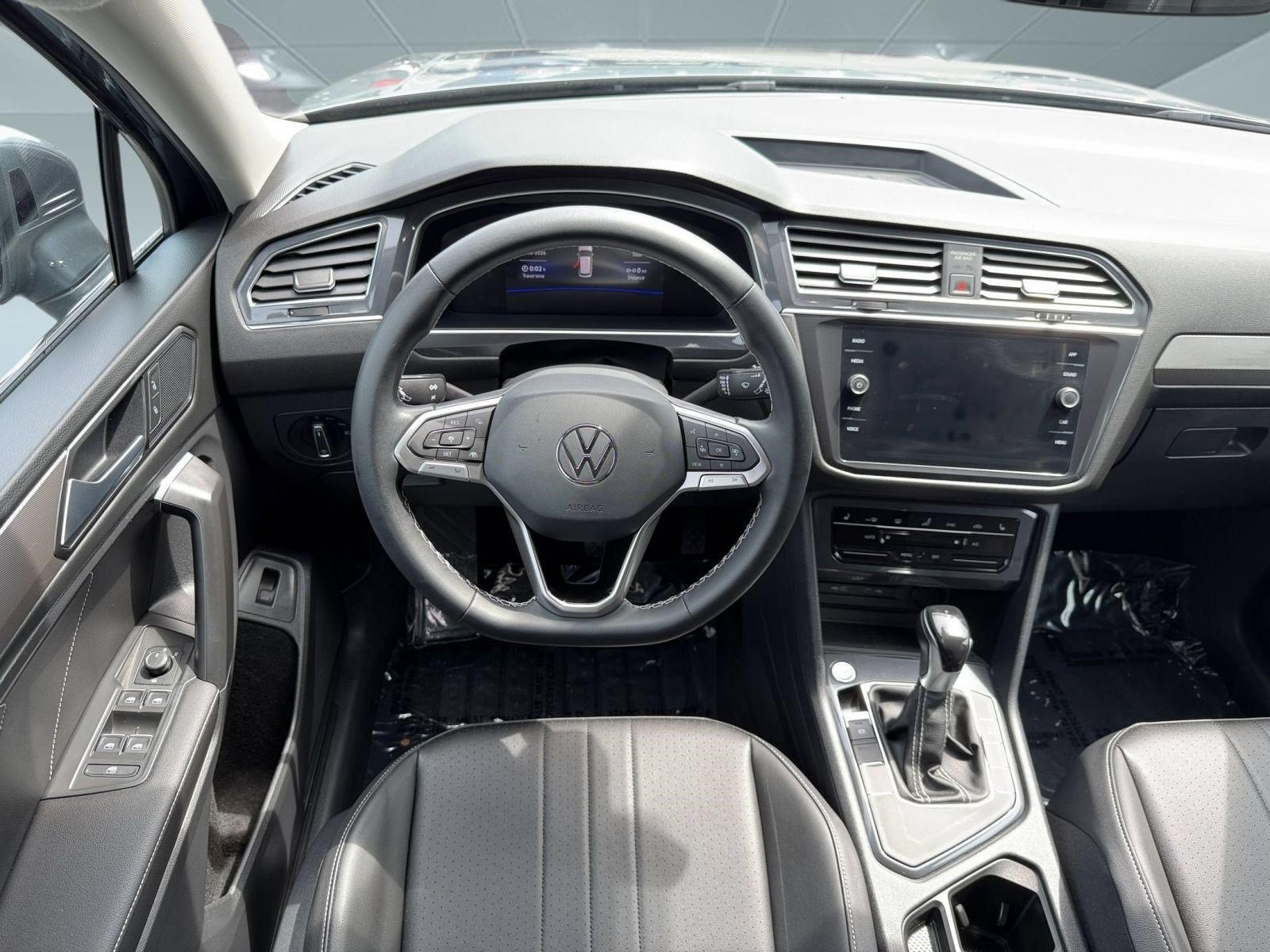 Used 2023 Volkswagen Tiguan SE FWD image 28