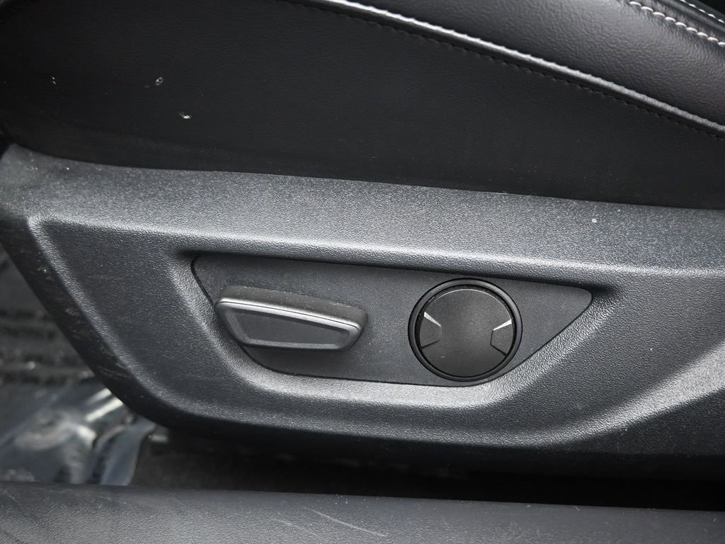 Used 2024 Ford Mustang Premium image 10