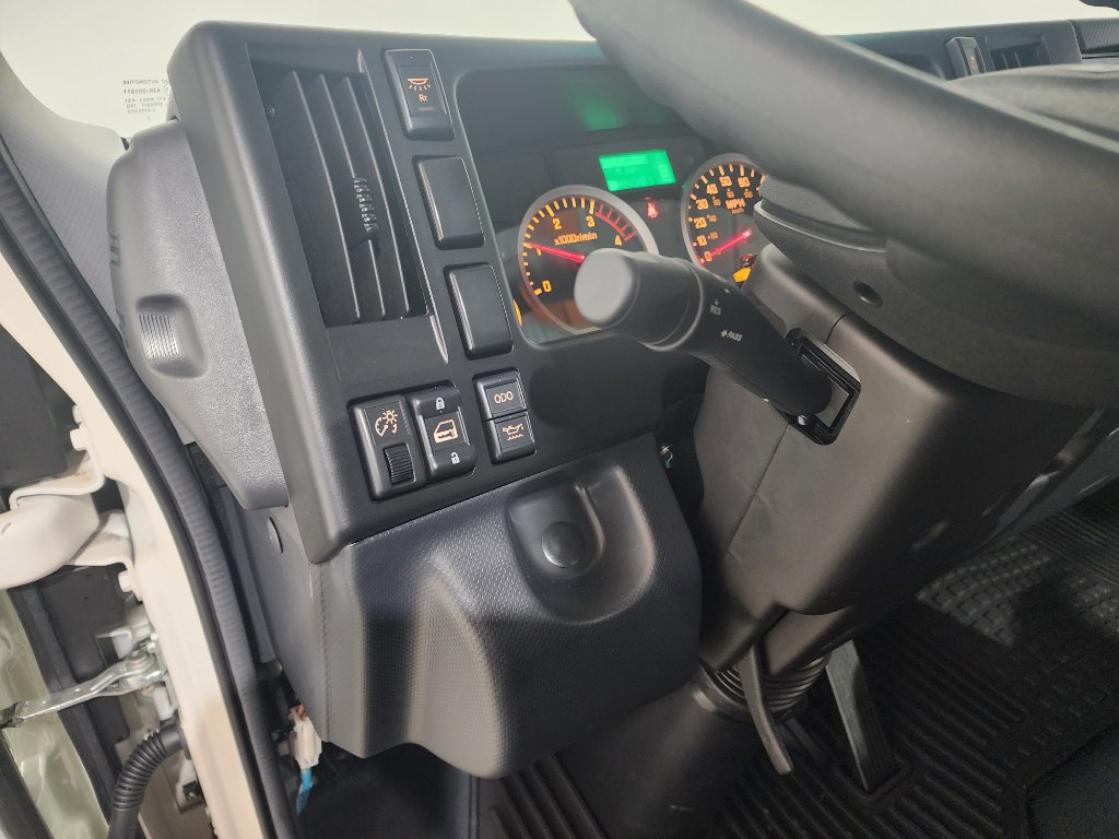 New 2024 Chevrolet Low Cab Forward 5500HD RWD image 20