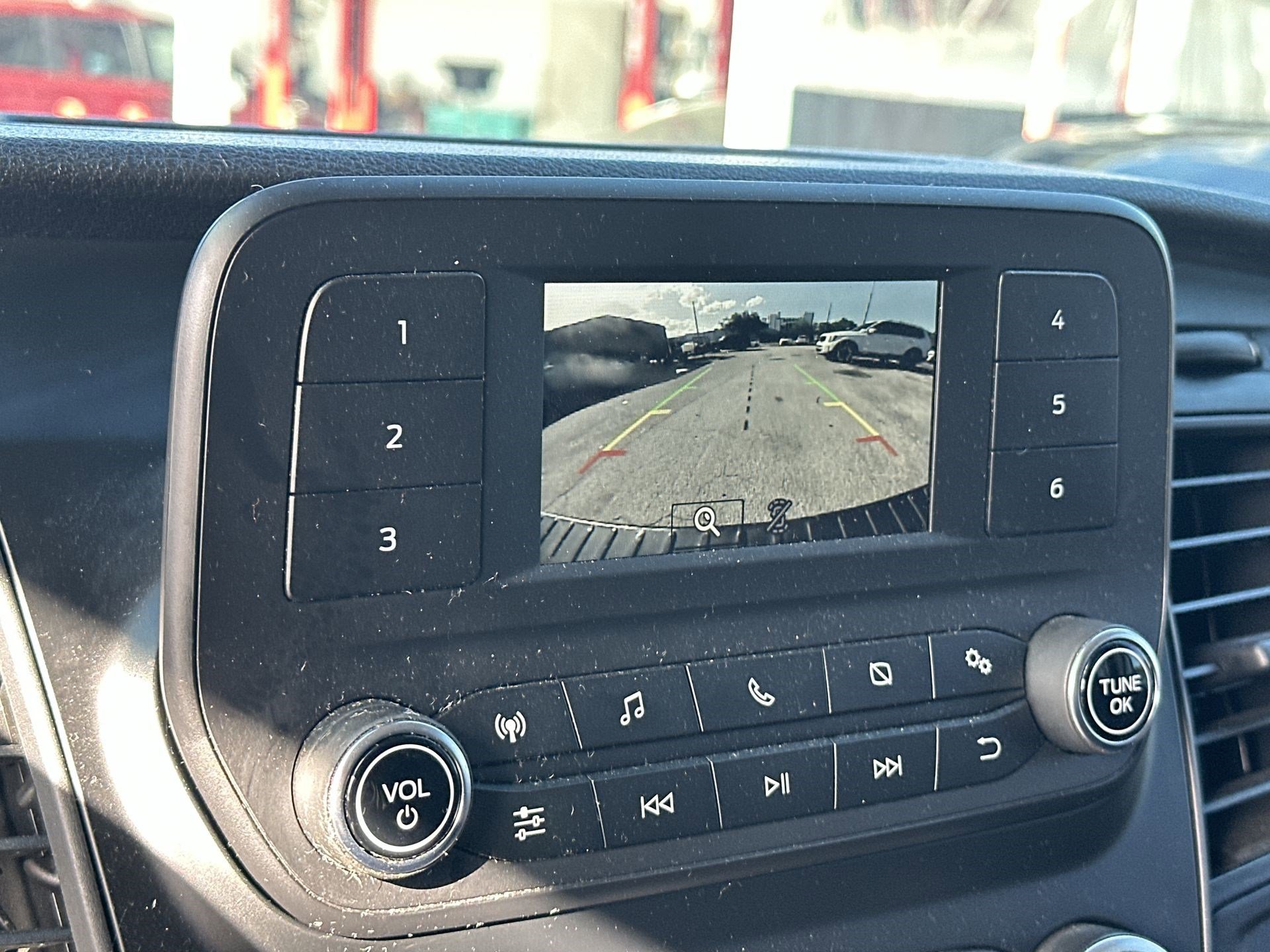 Used 2020 Ford Transit 250 130 Low Roof image 21