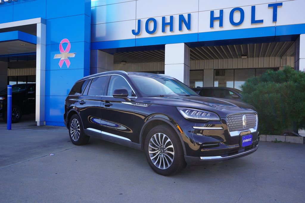 Used 2024 Lincoln Aviator Reserve image 2