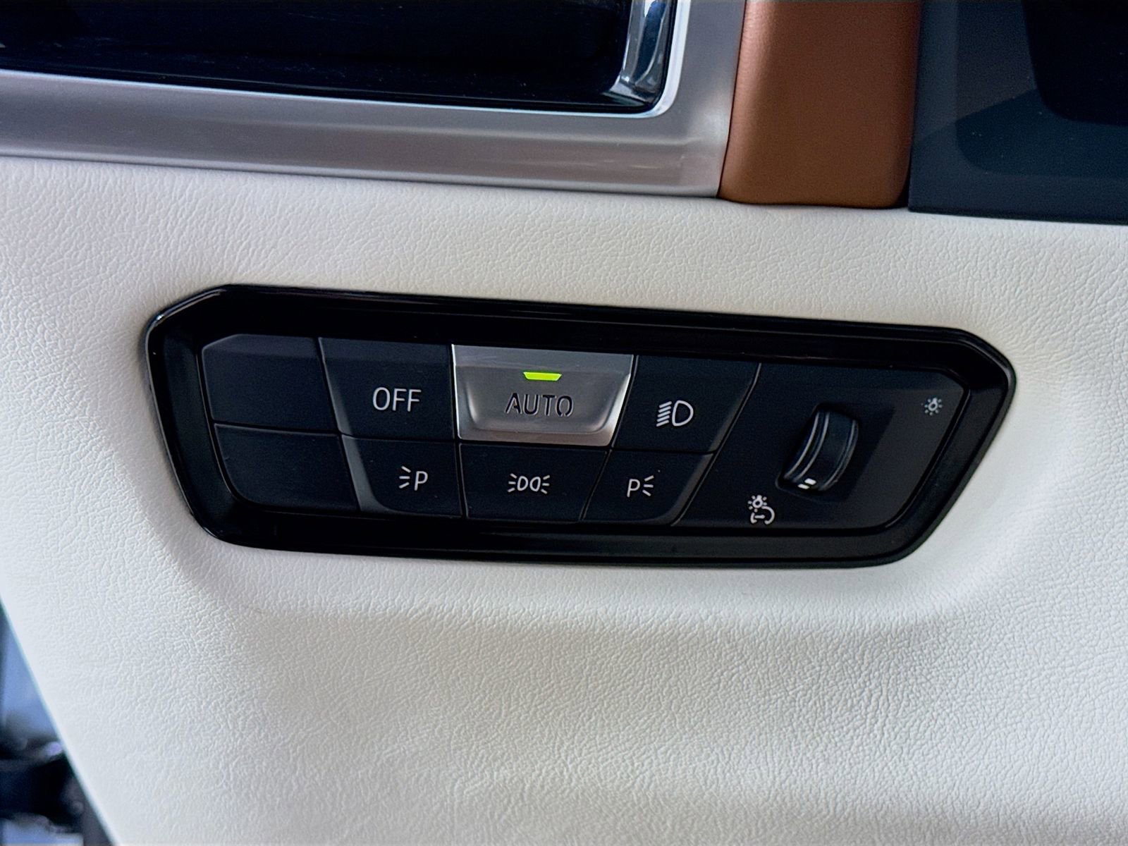 Used 2023 BMW ALPINA B8 xDrive Gran Coupe image 10