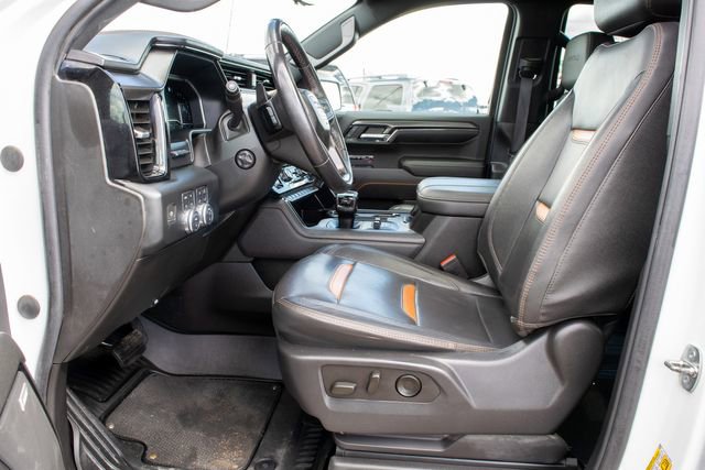 Used 2023 GMC Sierra 1500 AT4 image 17