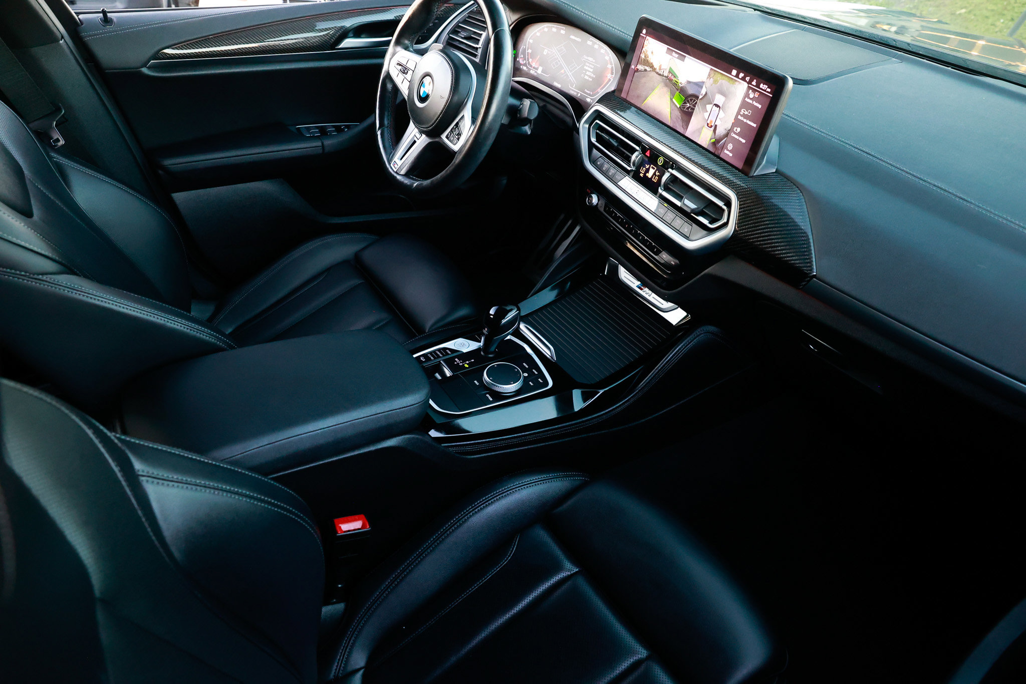 Used 2022 BMW X4 M40i w/ Premium Package image 17