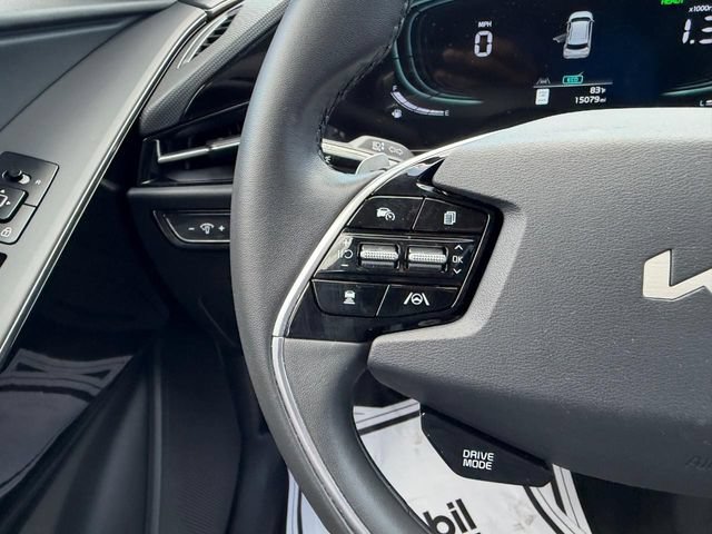 Certified 2024 Kia Niro EX FWD image 10