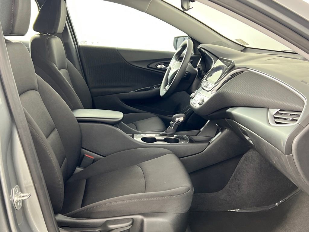 Used 2024 Chevrolet Malibu LS image 19