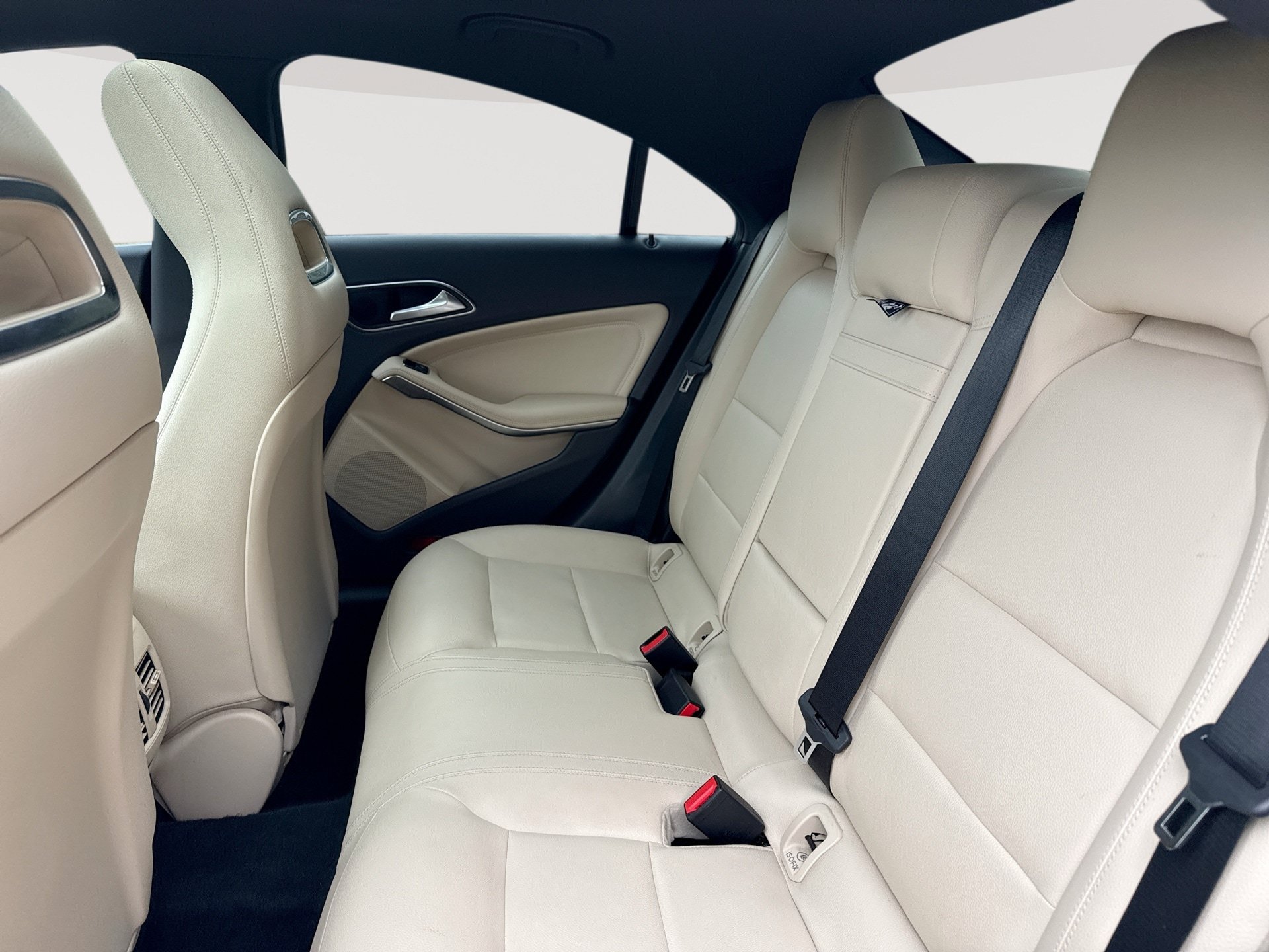 Used 2019 Mercedes-Benz CLA 250 4MATIC image 27