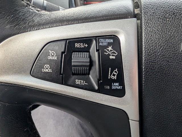 Used 2017 GMC Terrain SLT w/ Open Road Package image 9