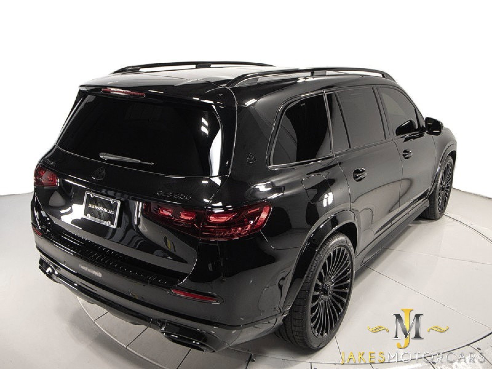 Used 2024 Mercedes-Benz Maybach GLS 600 4MATIC image 14