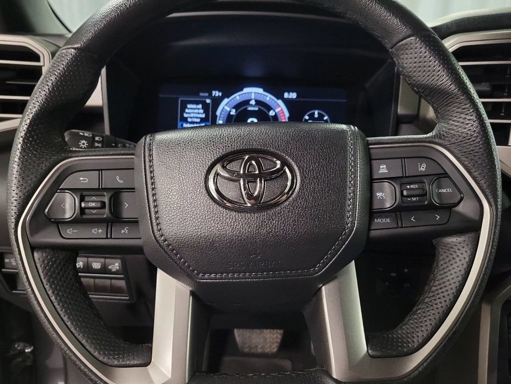 Used 2025 Toyota Tundra Limited AWD/4WD image 20