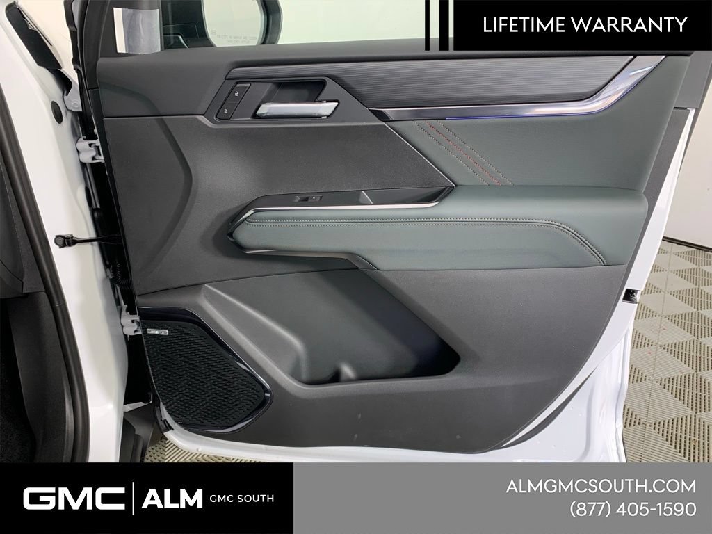 New 2026 GMC Acadia AT4 w/ Luxury Package AWD/4WD image 29
