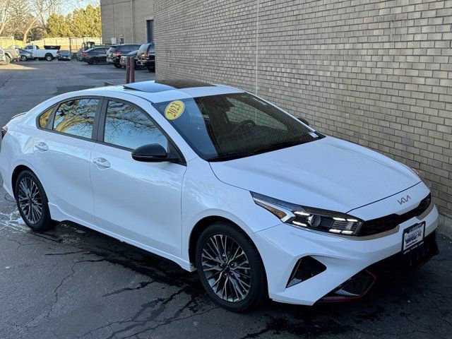 Used 2023 Kia Forte GT-Line w/ GT-Line Premium Package image 4