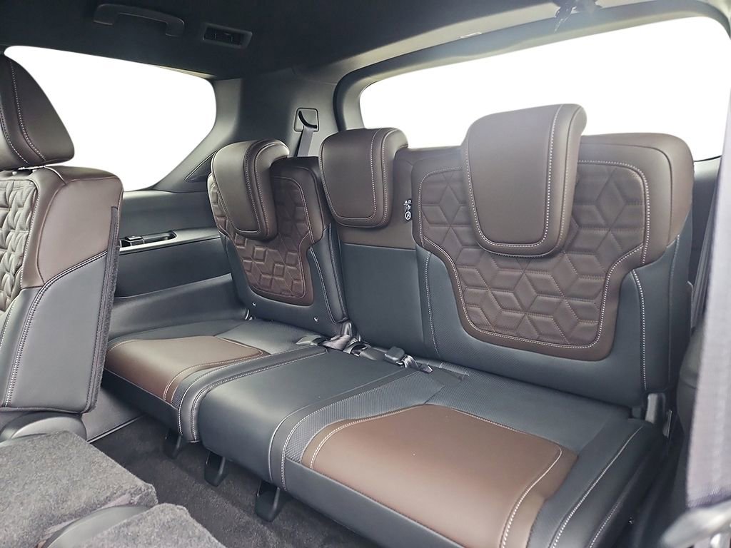New 2025 Nissan Armada Platinum w/ Convenience Package image 22