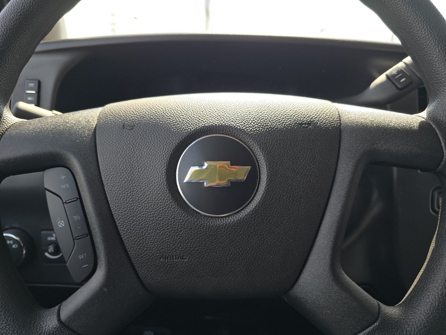 New 2026 Chevrolet Express 2500 w/ Driver Convenience Package RWD image 25