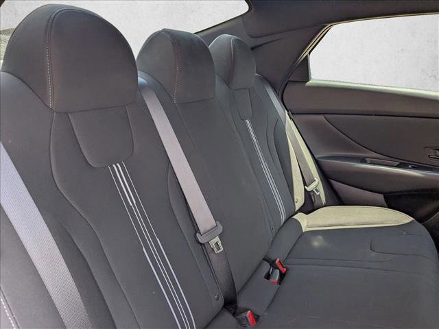 Used 2025 Hyundai Elantra Sport FWD image 19