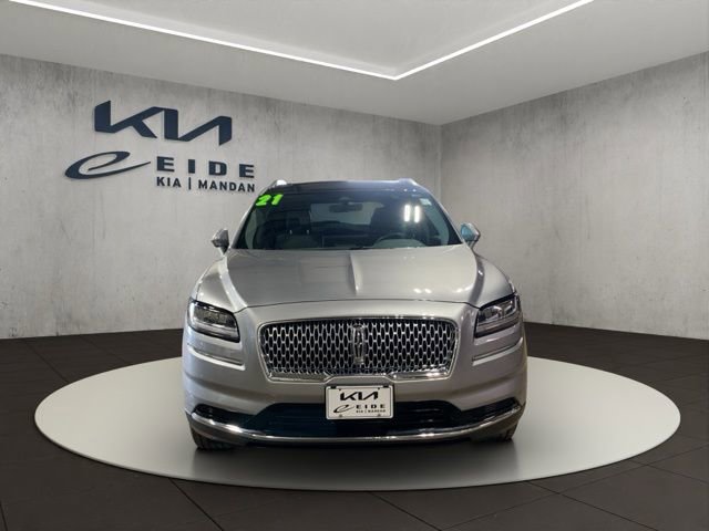 Used 2021 Lincoln Nautilus Reserve AWD/4WD image 2