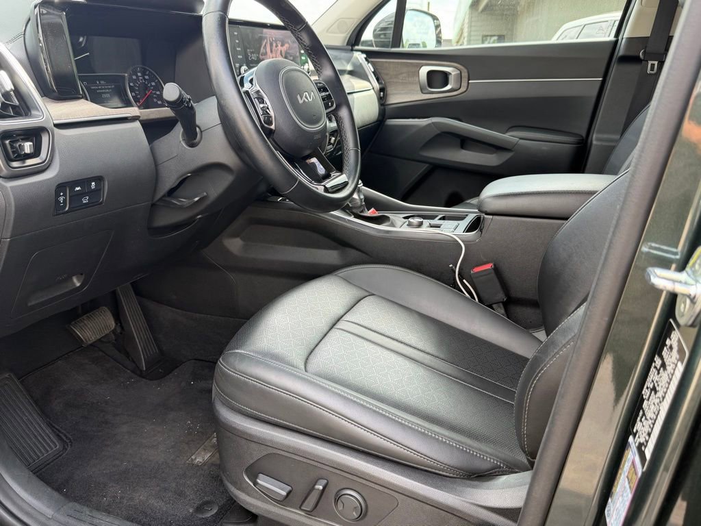 Used 2022 Kia Sorento X-Line EX AWD/4WD image 13