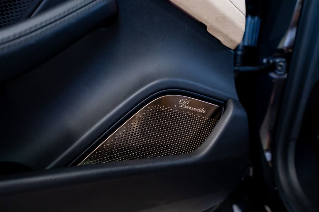 Used 2020 Porsche Taycan Turbo image 47