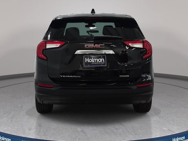 Used 2024 GMC Terrain SLE AWD/4WD image 7