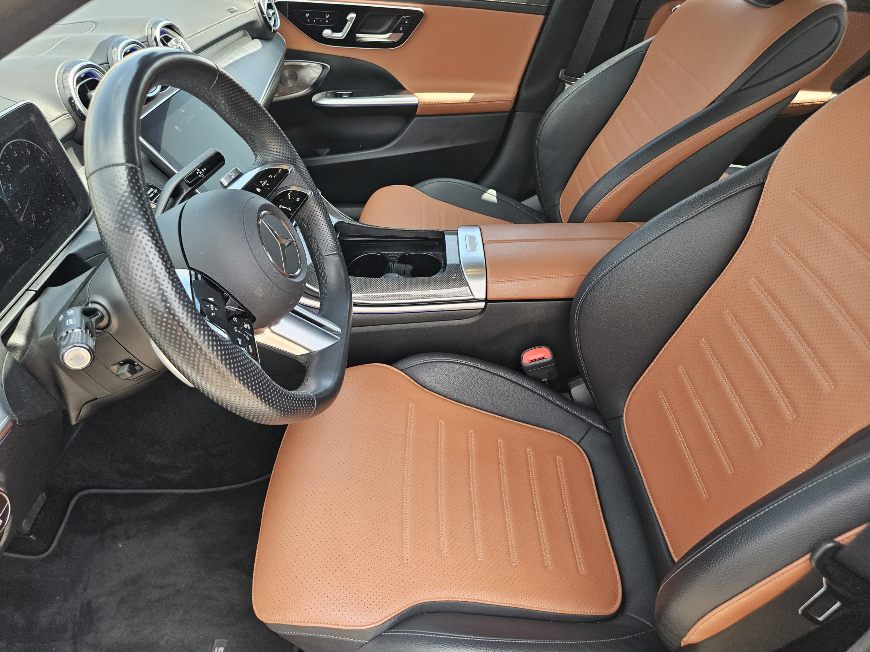 Used 2023 Mercedes-Benz C 300 Sedan image 5