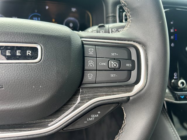 Used 2022 Jeep Wagoneer Series II image 17