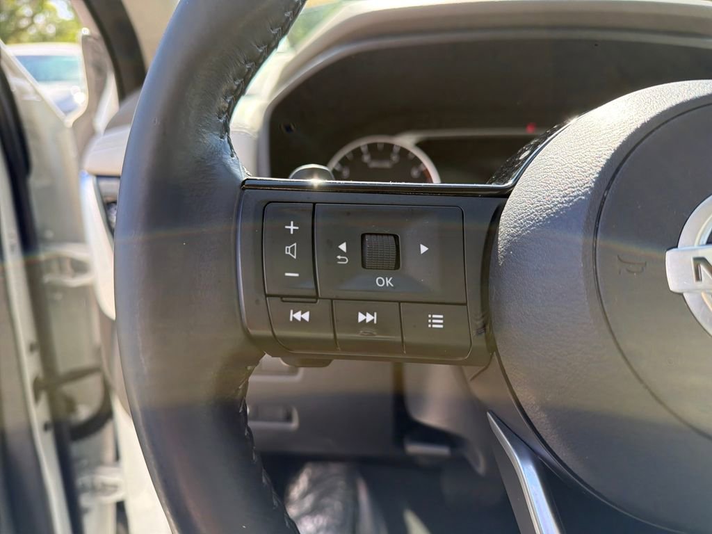 Certified 2021 Nissan Rogue SV w/ Premium Package FWD image 22